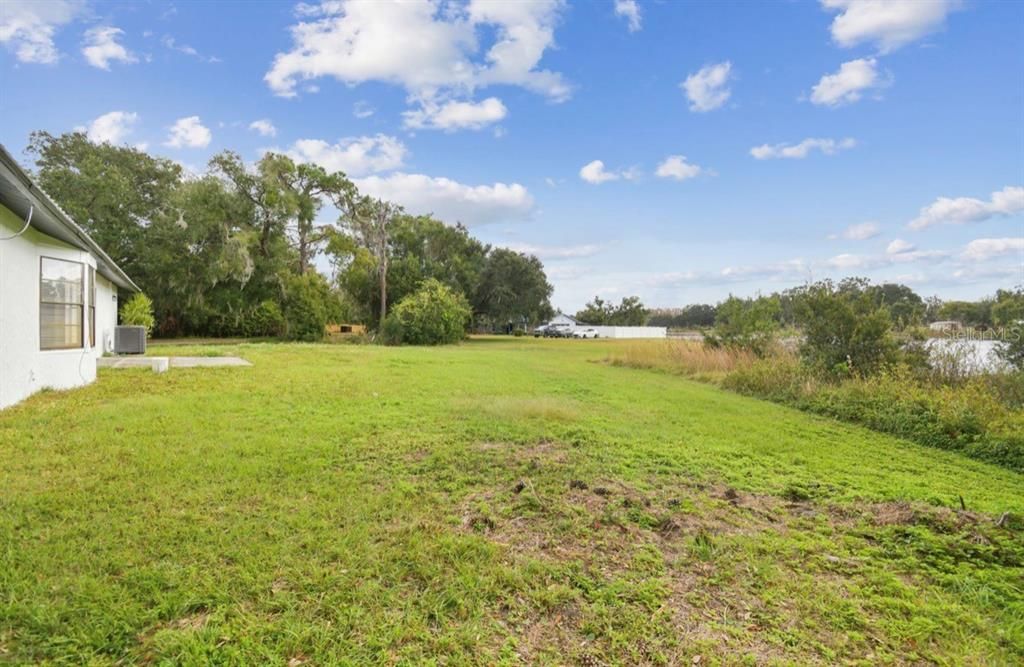 待售: $349,900 (3 贝兹, 2 浴室, 1272 平方英尺)