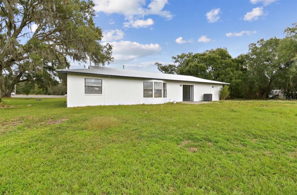 待售: $349,900 (3 贝兹, 2 浴室, 1272 平方英尺)