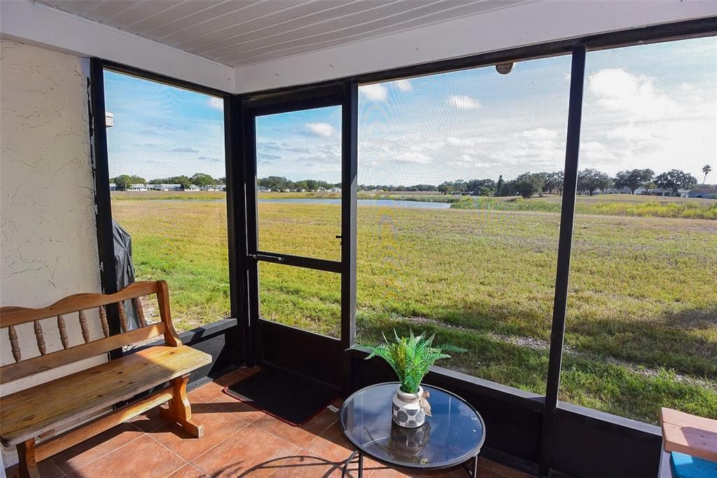 En Venta: $104,000 (2 camas, 1 baños, 882 Pies cuadrados)