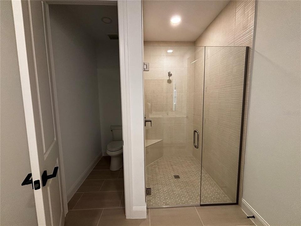 For Sale: $369,000 (3 beds, 2 baths, 1601 Square Feet)