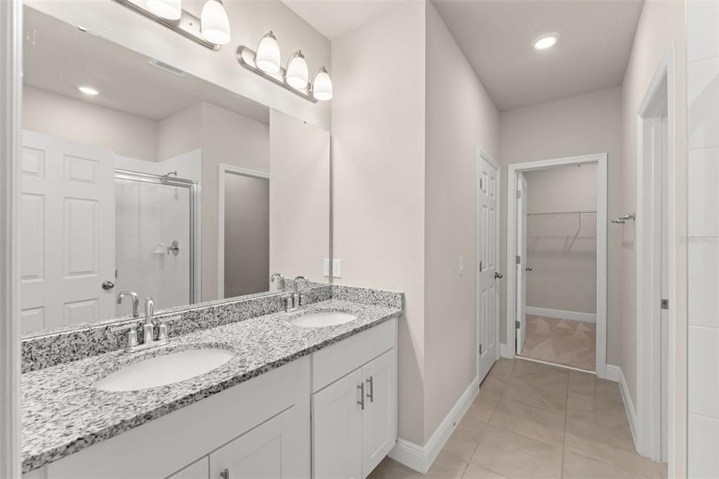 На продажу: $450,000 (3 спален, 3 ванн, 2308 Квадратных фут)