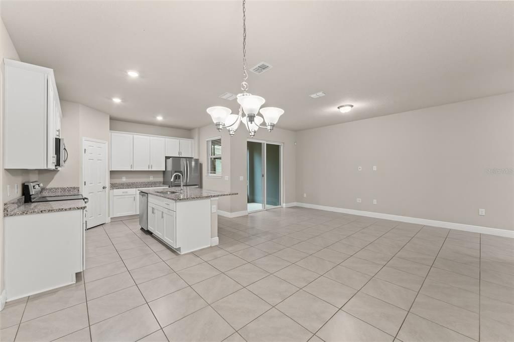 На продажу: $450,000 (3 спален, 3 ванн, 2308 Квадратных фут)