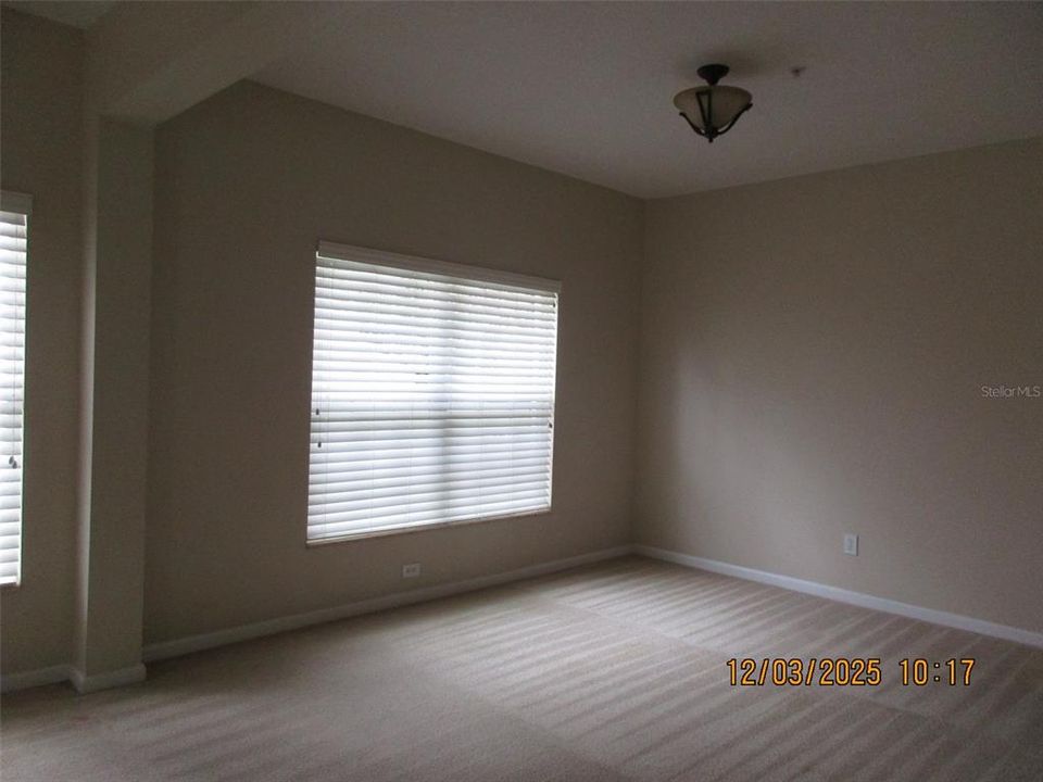 For Rent: $2,700 (3 beds, 2 baths, 1779 Square Feet)