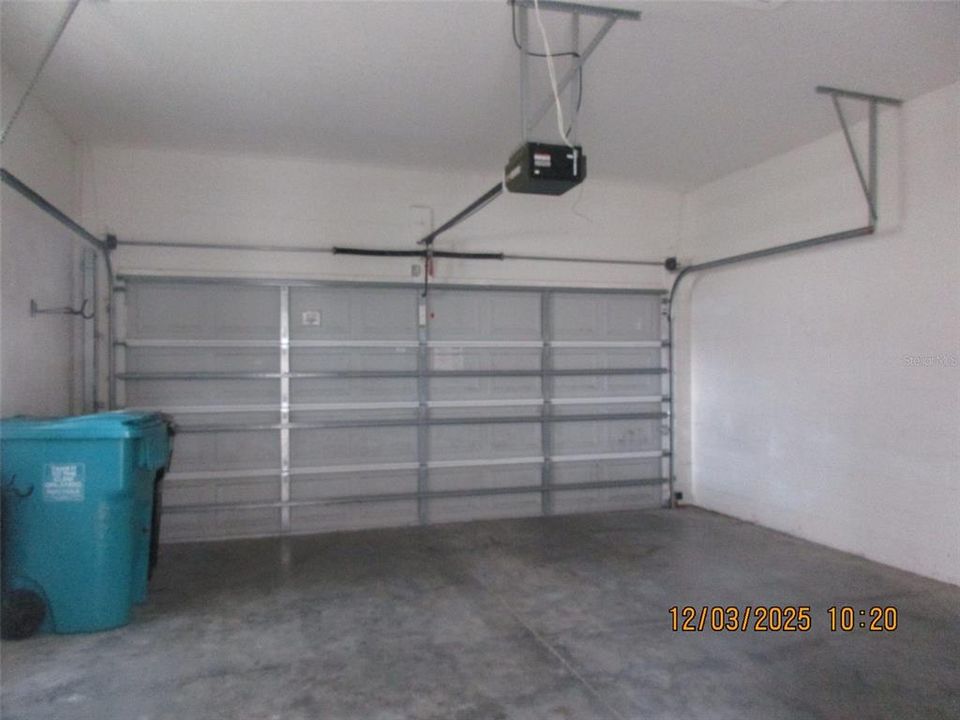 For Rent: $2,700 (3 beds, 2 baths, 1779 Square Feet)