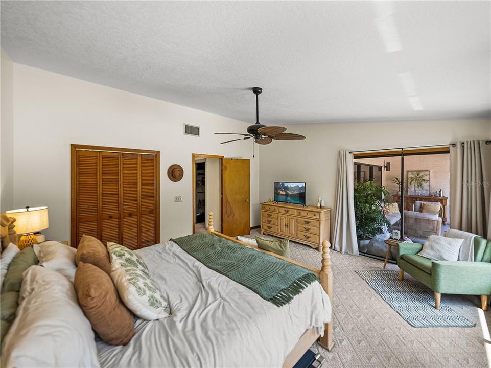 待售: $264,900 (2 贝兹, 2 浴室, 1526 平方英尺)