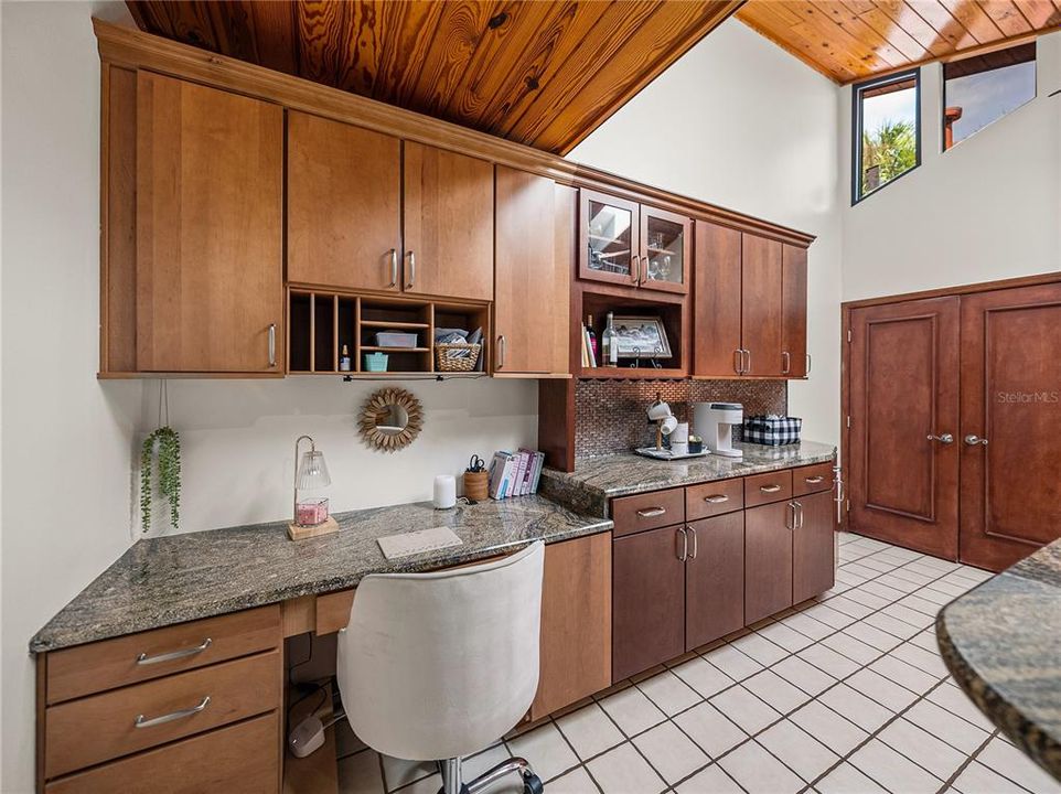 待售: $264,900 (2 贝兹, 2 浴室, 1526 平方英尺)