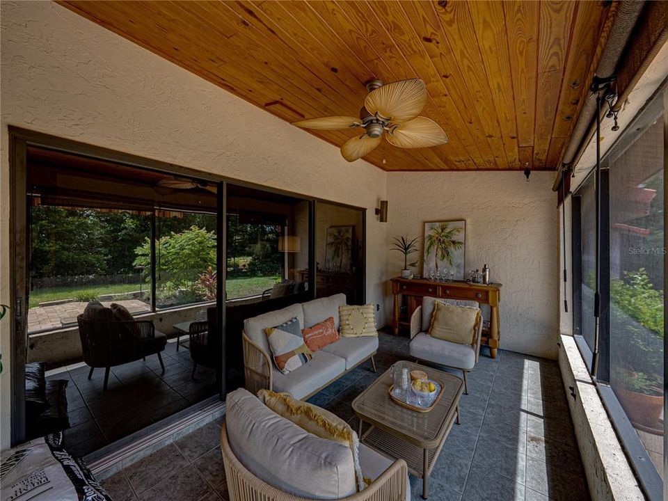 待售: $264,900 (2 贝兹, 2 浴室, 1526 平方英尺)