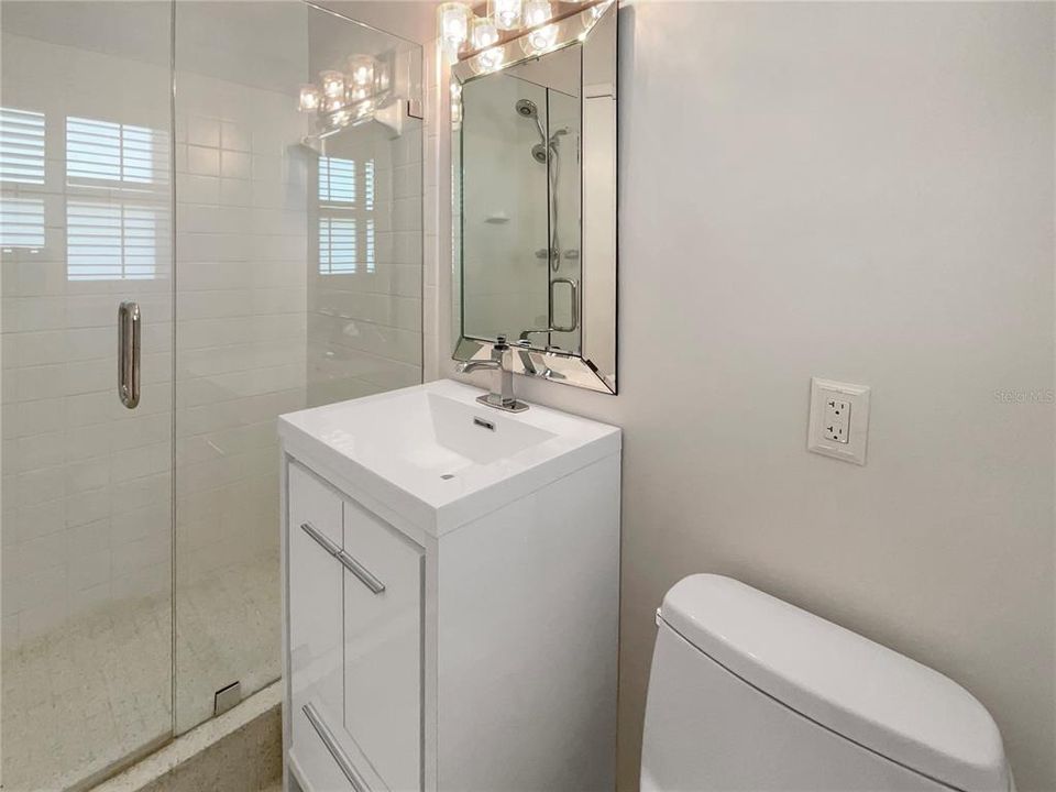 En Venta: $460,000 (4 camas, 2 baños, 1443 Pies cuadrados)