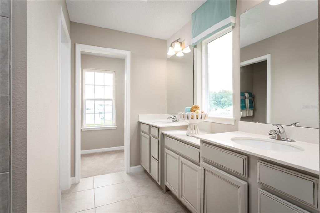 For Sale: $452,990 (4 beds, 2 baths, 2046 Square Feet)