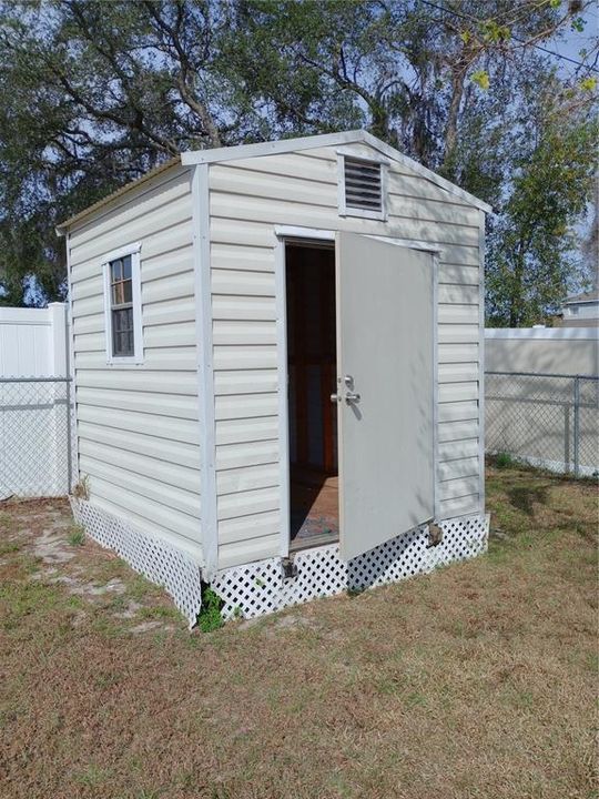 В аренду: $1,650 (3 спален, 2 ванн, 1292 Квадратных фут)