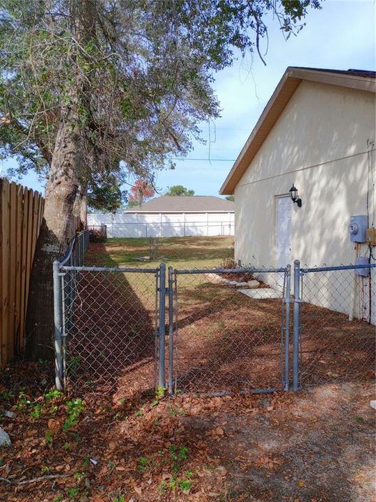 В аренду: $1,650 (3 спален, 2 ванн, 1292 Квадратных фут)