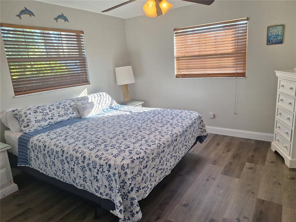 На продажу: $695,000 (4 спален, 3 ванн, 1861 Квадратных фут)