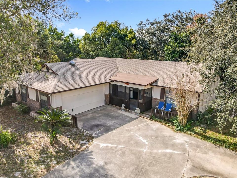 For Sale: $260,000 (3 beds, 2 baths, 1198 Square Feet)