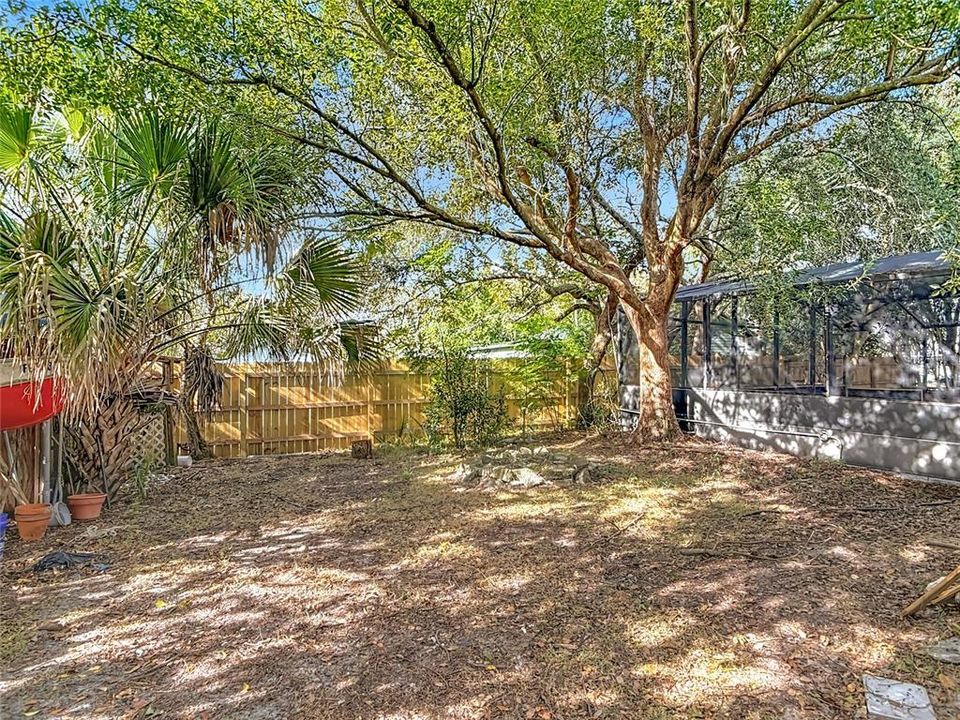 For Sale: $260,000 (3 beds, 2 baths, 1198 Square Feet)