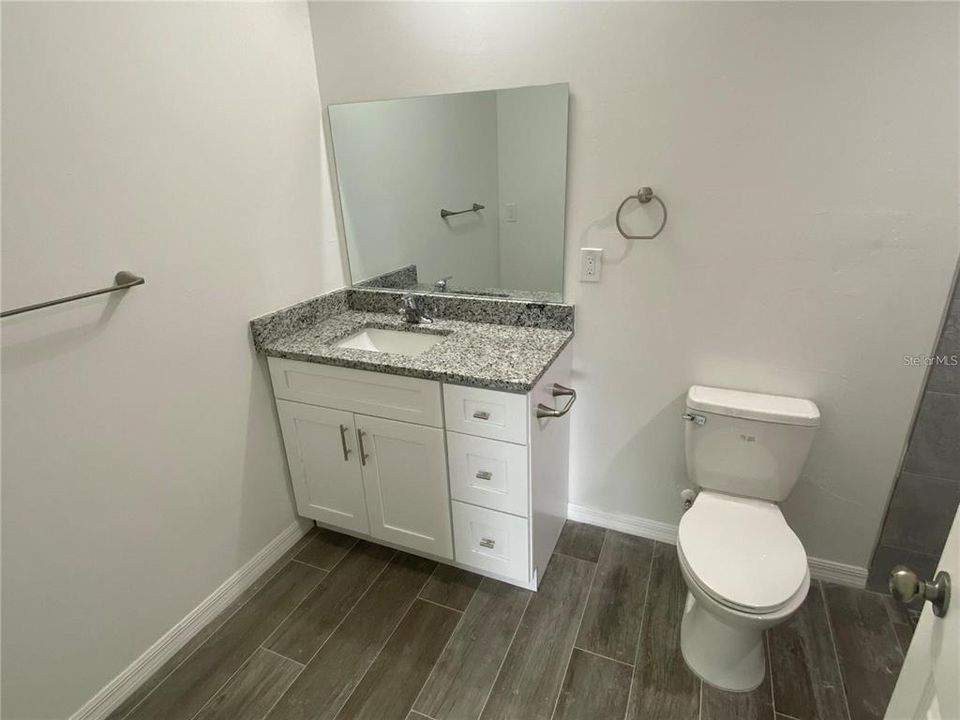 出租: $2,150 (4 贝兹, 2 浴室, 1791 平方英尺)