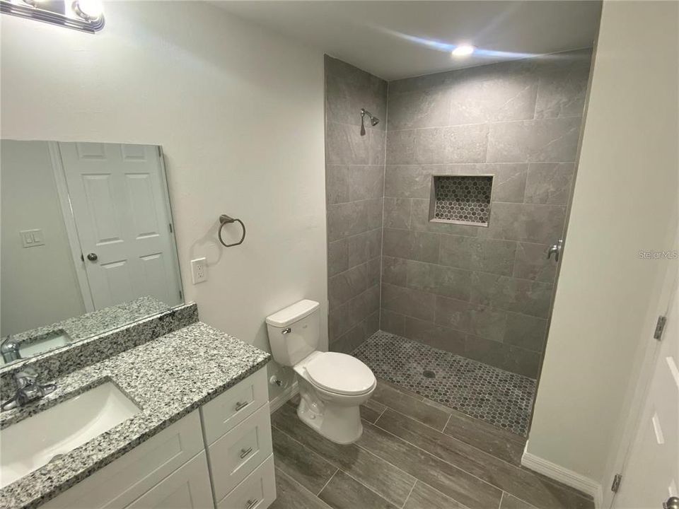 出租: $2,150 (4 贝兹, 2 浴室, 1791 平方英尺)