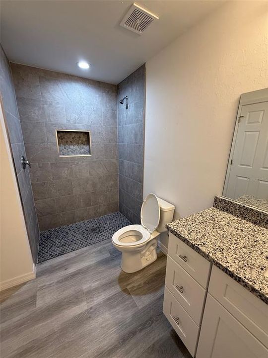 出租: $2,150 (4 贝兹, 2 浴室, 1791 平方英尺)