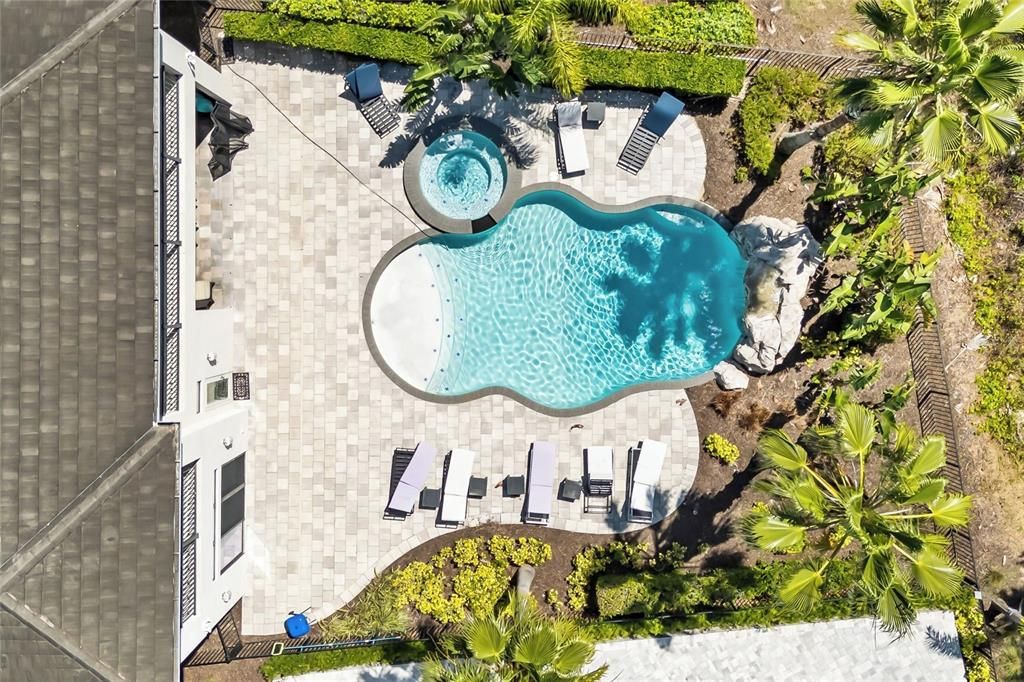 En Venta: $1,975,000 (9 camas, 9 baños, 5853 Pies cuadrados)