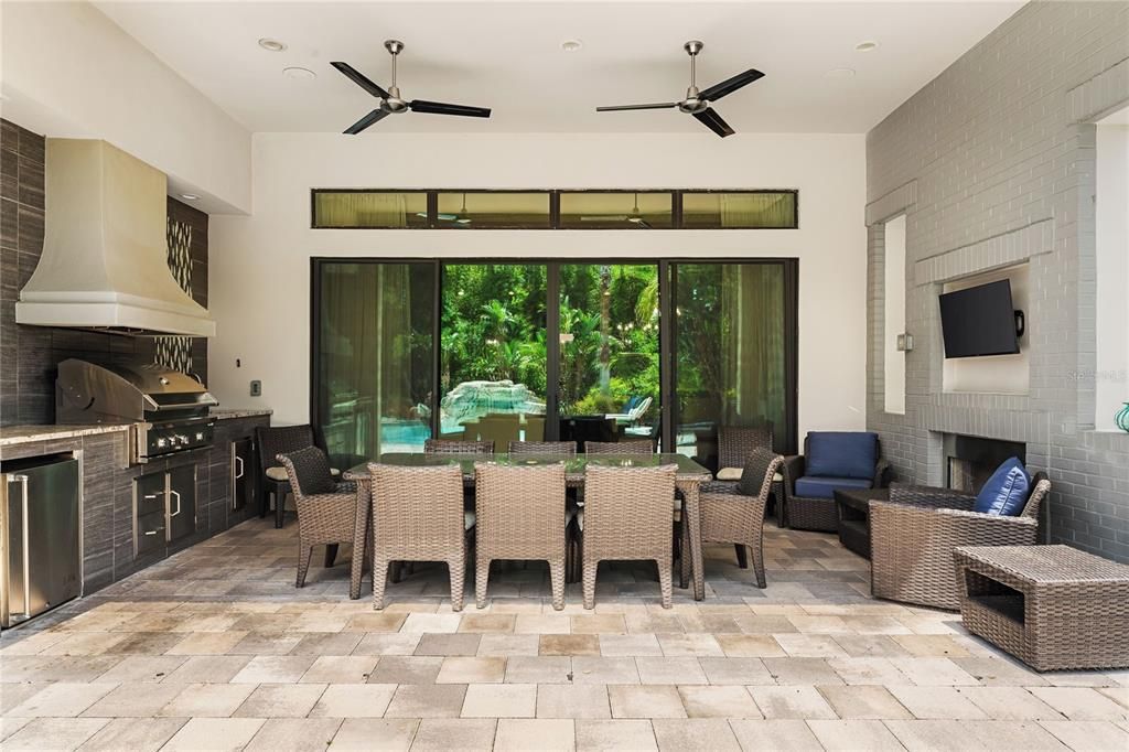 En Venta: $1,975,000 (9 camas, 9 baños, 5853 Pies cuadrados)