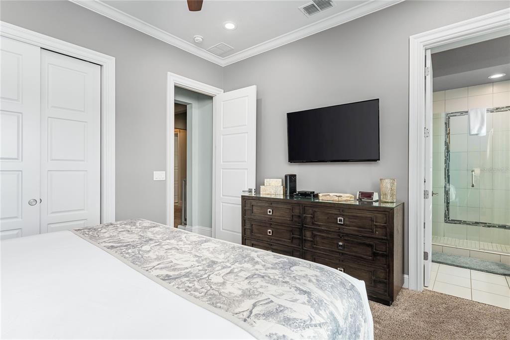 En Venta: $1,975,000 (9 camas, 9 baños, 5853 Pies cuadrados)