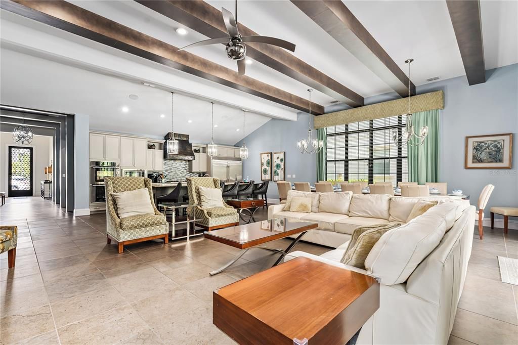 En Venta: $1,975,000 (9 camas, 9 baños, 5853 Pies cuadrados)