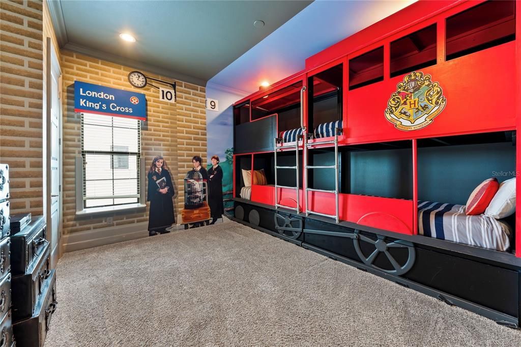 En Venta: $1,975,000 (9 camas, 9 baños, 5853 Pies cuadrados)