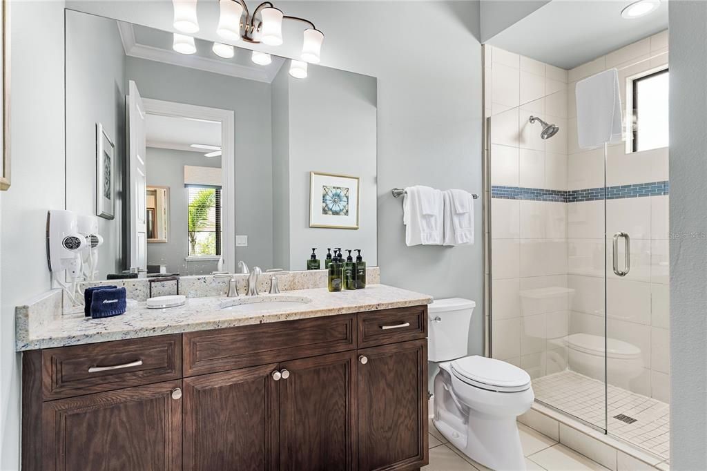 En Venta: $1,975,000 (9 camas, 9 baños, 5853 Pies cuadrados)