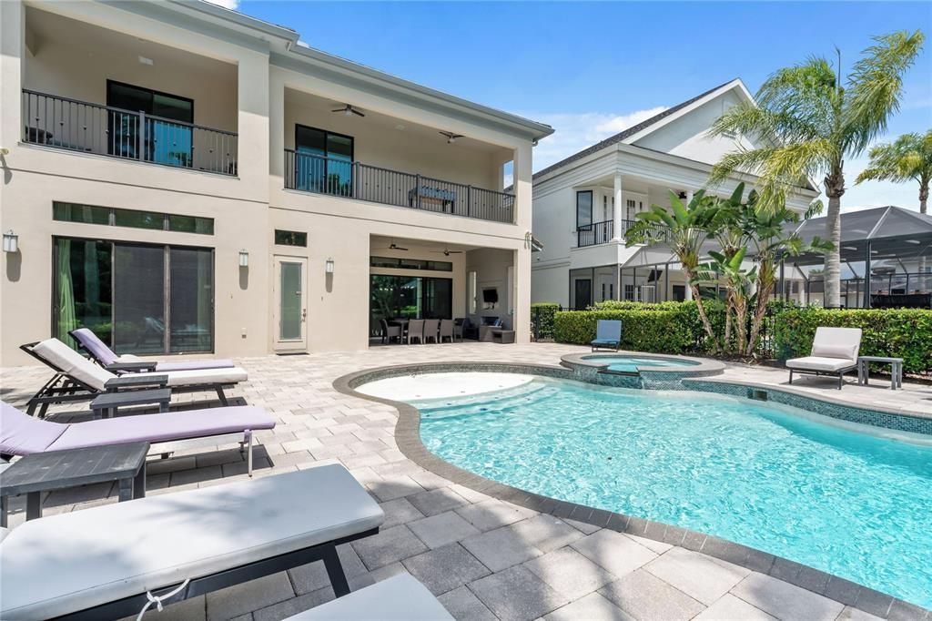 En Venta: $1,975,000 (9 camas, 9 baños, 5853 Pies cuadrados)