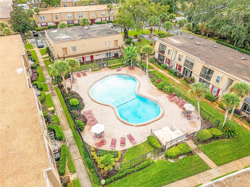 For Rent: $1,500 (1 beds, 1 baths, 727 Square Feet)