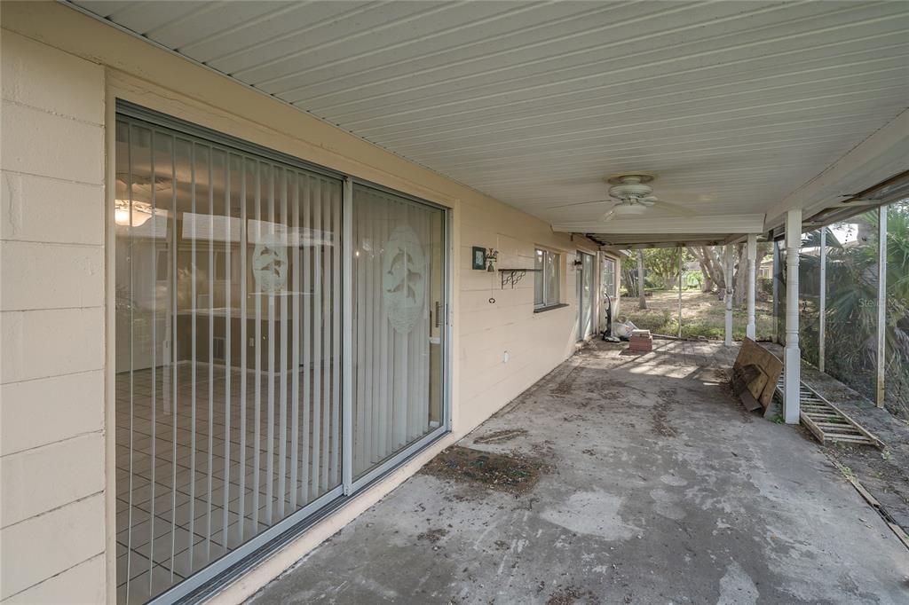 For Sale: $199,000 (2 beds, 2 baths, 1414 Square Feet)