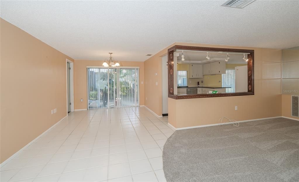 For Sale: $199,000 (2 beds, 2 baths, 1414 Square Feet)