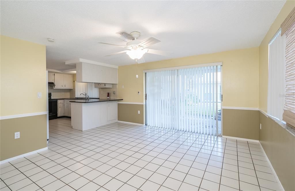 For Sale: $199,000 (2 beds, 2 baths, 1414 Square Feet)