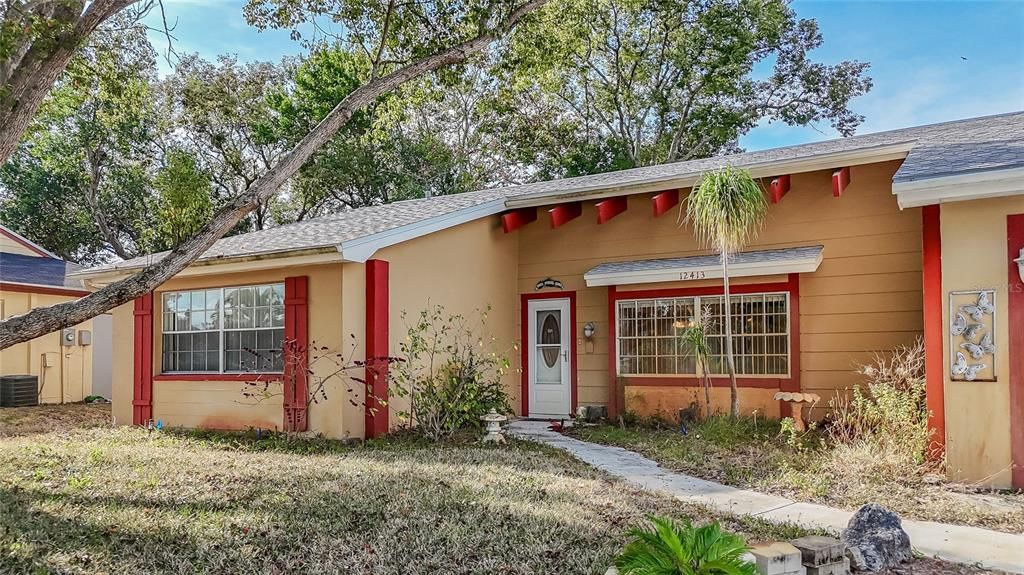 For Sale: $199,000 (2 beds, 2 baths, 1414 Square Feet)