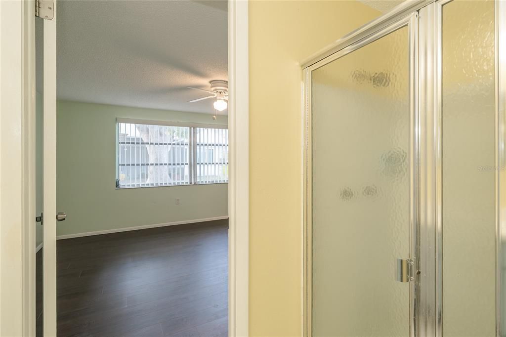 For Sale: $199,000 (2 beds, 2 baths, 1414 Square Feet)