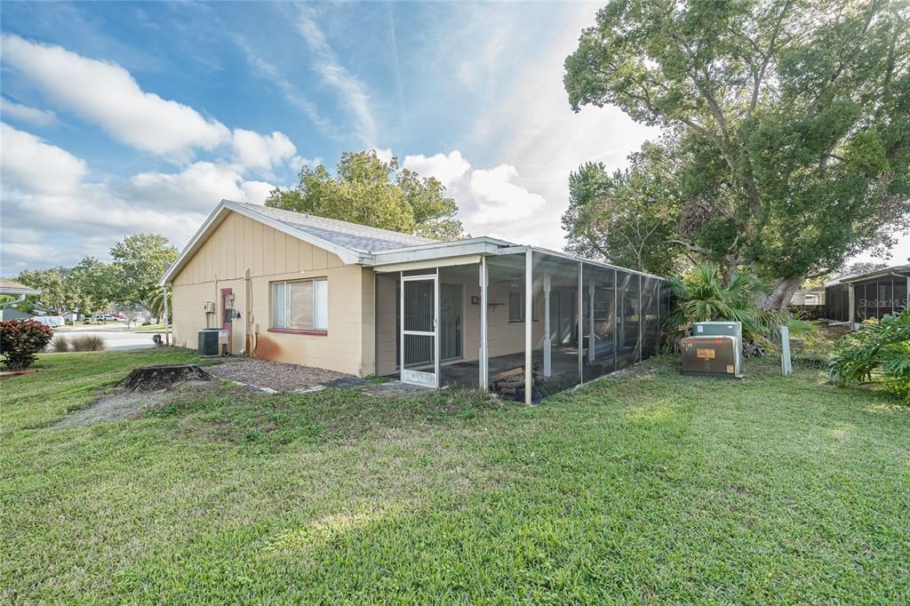 For Sale: $199,000 (2 beds, 2 baths, 1414 Square Feet)