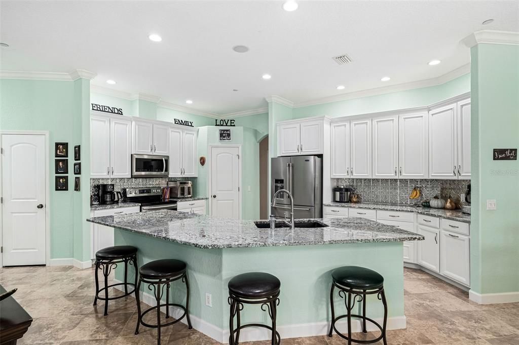 待售: $829,900 (5 贝兹, 3 浴室, 2915 平方英尺)