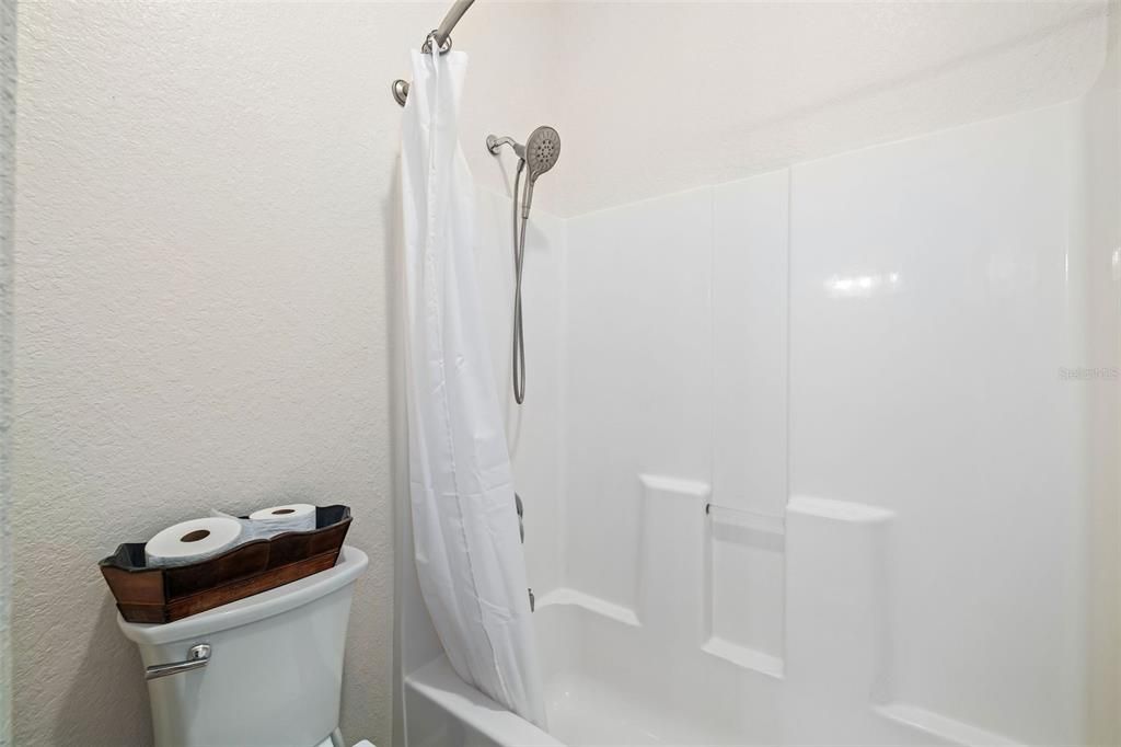 待售: $829,900 (5 贝兹, 3 浴室, 2915 平方英尺)