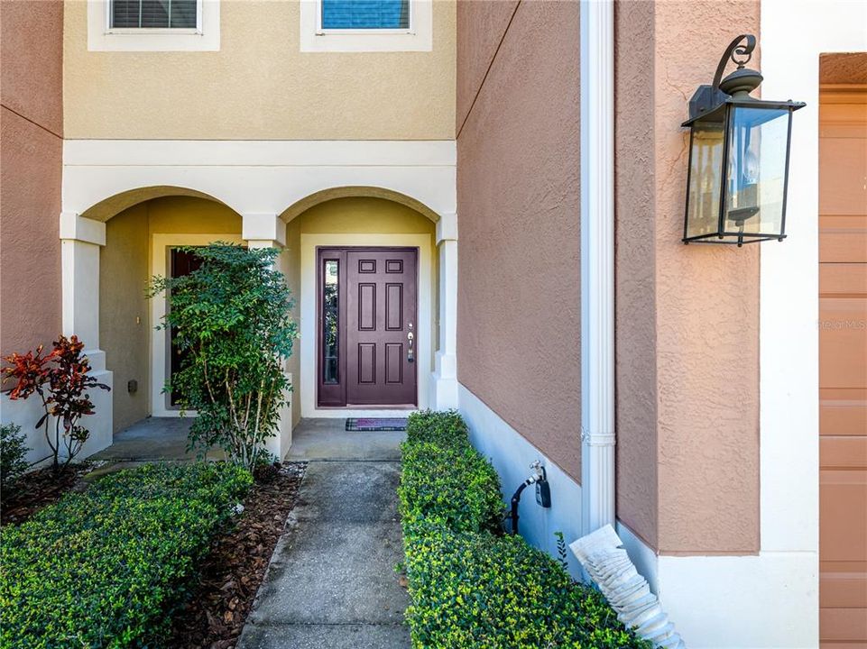 For Rent: $2,200 (3 beds, 2 baths, 1588 Square Feet)