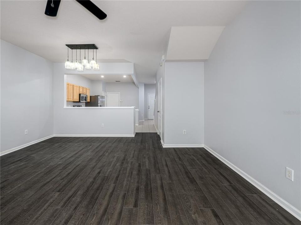 For Rent: $2,200 (3 beds, 2 baths, 1588 Square Feet)