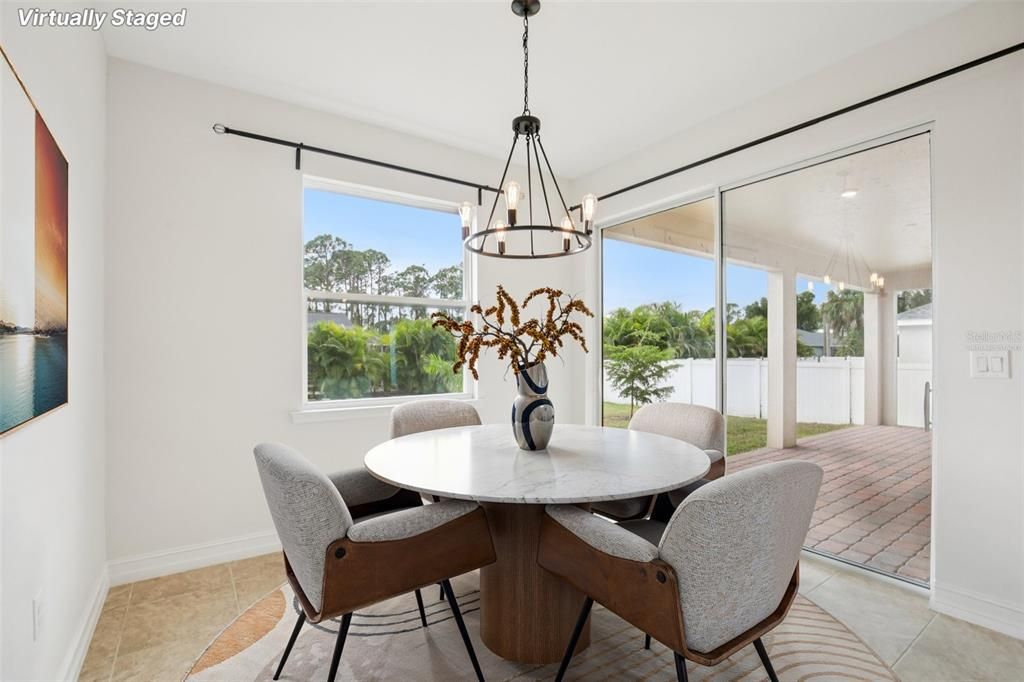 На продажу: $335,000 (3 спален, 2 ванн, 1974 Квадратных фут)