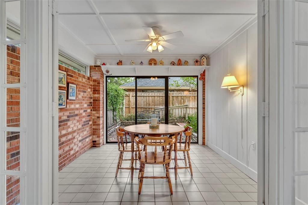 待售: $525,000 (3 贝兹, 2 浴室, 1870 平方英尺)