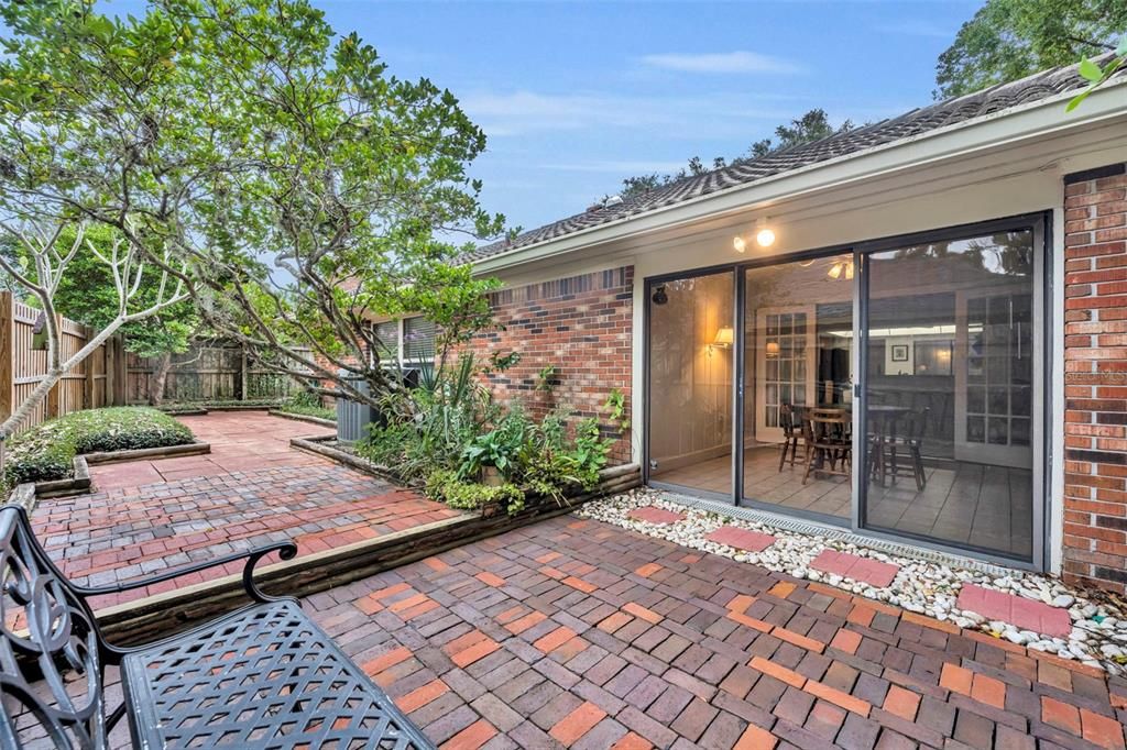 待售: $525,000 (3 贝兹, 2 浴室, 1870 平方英尺)