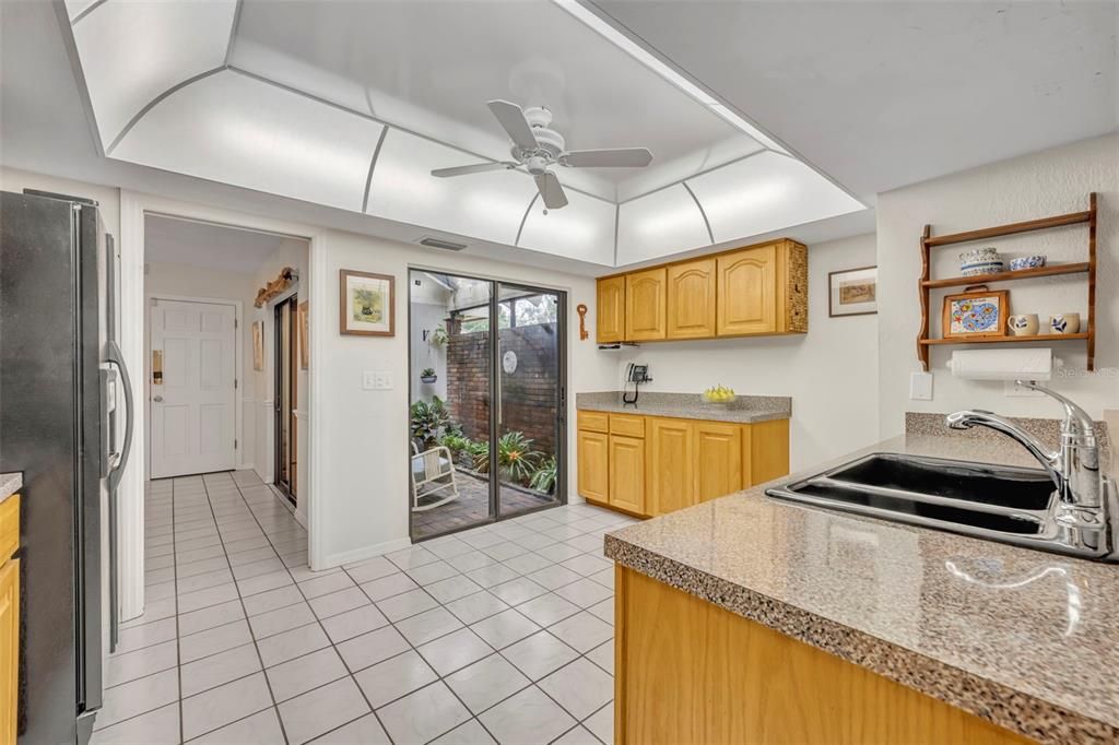 待售: $525,000 (3 贝兹, 2 浴室, 1870 平方英尺)