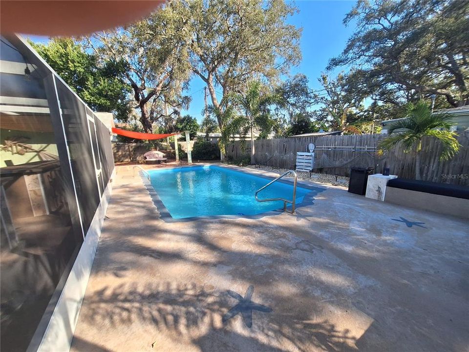 En Venta: $745,000 (4 camas, 2 baños, 2361 Pies cuadrados)