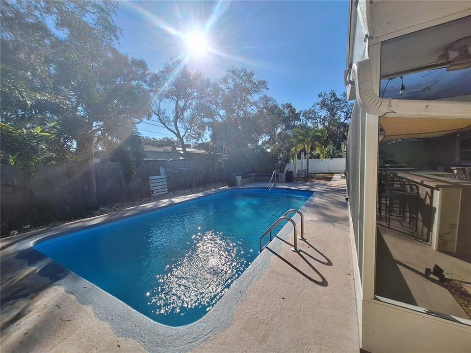 En Venta: $745,000 (4 camas, 2 baños, 2361 Pies cuadrados)