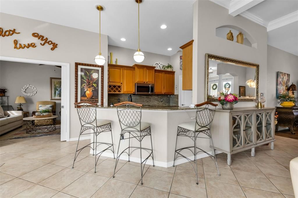 待售: $449,000 (3 贝兹, 2 浴室, 1886 平方英尺)