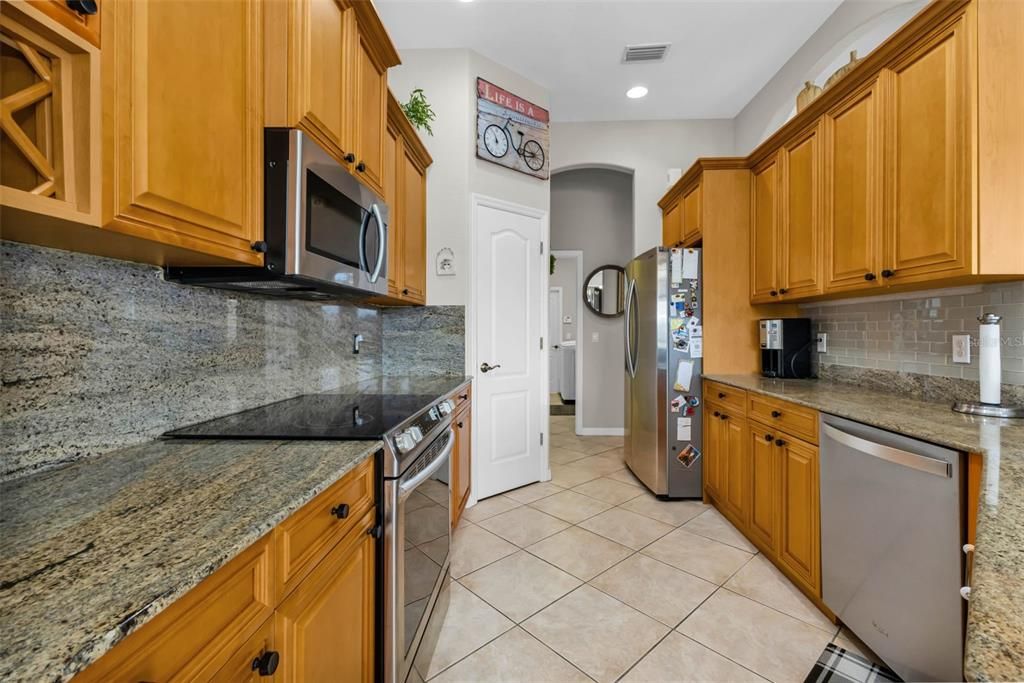 待售: $449,000 (3 贝兹, 2 浴室, 1886 平方英尺)