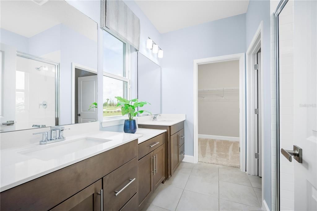 For Sale: $499,990 (3 beds, 2 baths, 2021 Square Feet)