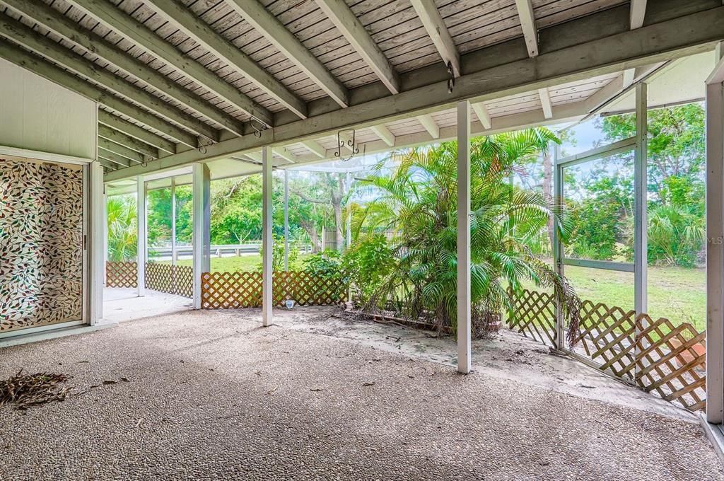 待售: $230,000 (3 贝兹, 2 浴室, 1623 平方英尺)