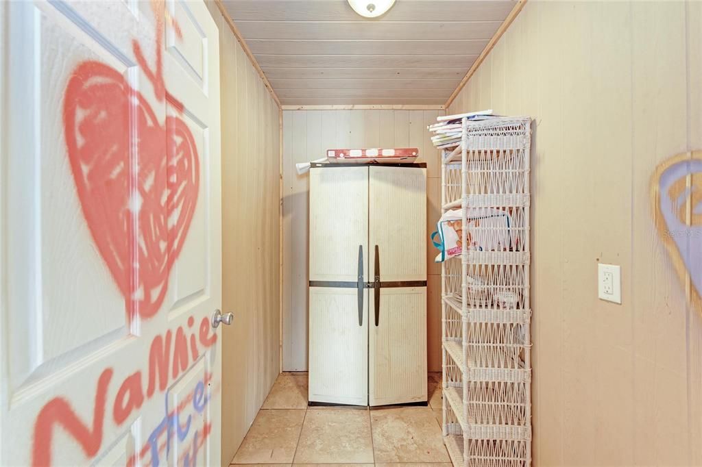 For Sale: $474,900 (3 beds, 1 baths, 850 Square Feet)